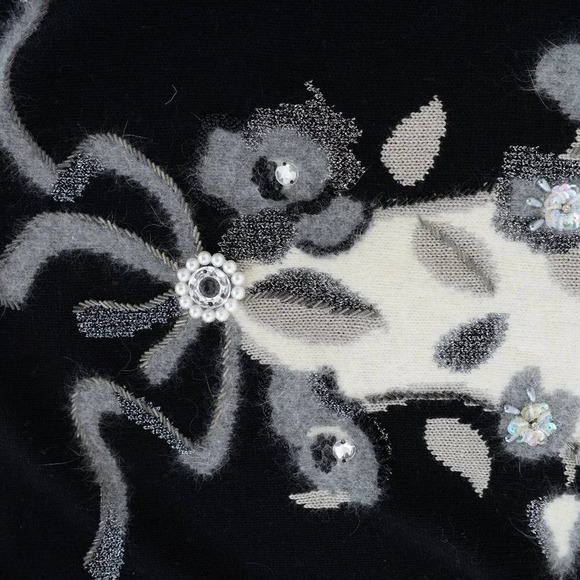 Vintage Angora Elegant Black and White Floral Sweater - Picture 9 of 13